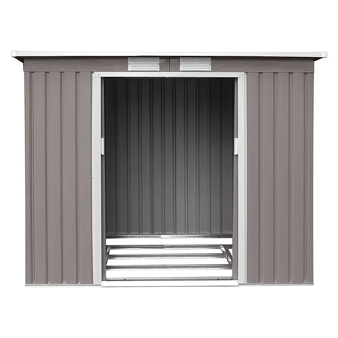 HATTORO Gerätehaus P100 213×130×173cm (LxBxH) - Außenbreite inkl. Dachüberstand: 213 cm, Außentiefe inkl. Dachüberstand: 130 cm, Stahl, Grau - Grauer Metall-Gartenschuppen mit offenen Doppelschiebetüren, weißer Zierleiste und zwei oberen Lüftungsschlitzen.