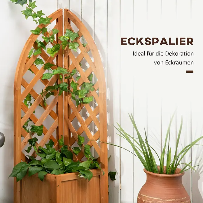 Outsunny Hochbeet - 32 x 32 x 108 cm, Holz, Braun - Braunes Eckspalier aus Holz mit integriertem Pflanzkasten, ideal für Eckdekoration, mit Kunstefeu geschmückt.