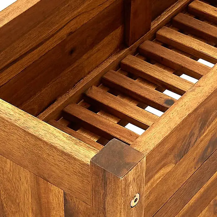 Furnicato Hochbeet - 46.200 x 76 x 25 cm, Holz, Braun - Detailansicht eines braunen Holzpflanzgefäßes mit einem inneren Lattenrost für die Drainage.