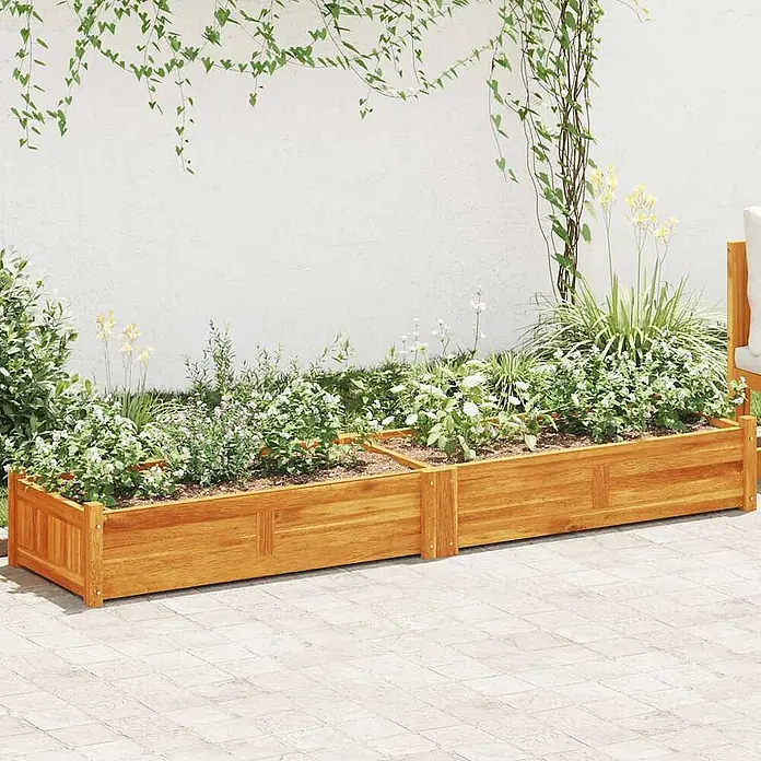 Furnicato Hochbeet - 200 x 50 x 25 cm, Holz, Braun - Zwei lange Holz-Hochbeete mit Pflanzen auf einer gepflasterten Terrasse.