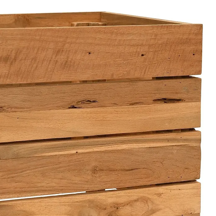 Furnicato Hochbeet - 40 x 50 x 38 cm, Holz, Braun - Nahaufnahme einer hellbraunen, lamellenartigen Holzkiste, die natürliche Holzmaserung und Texturen zeigt.
