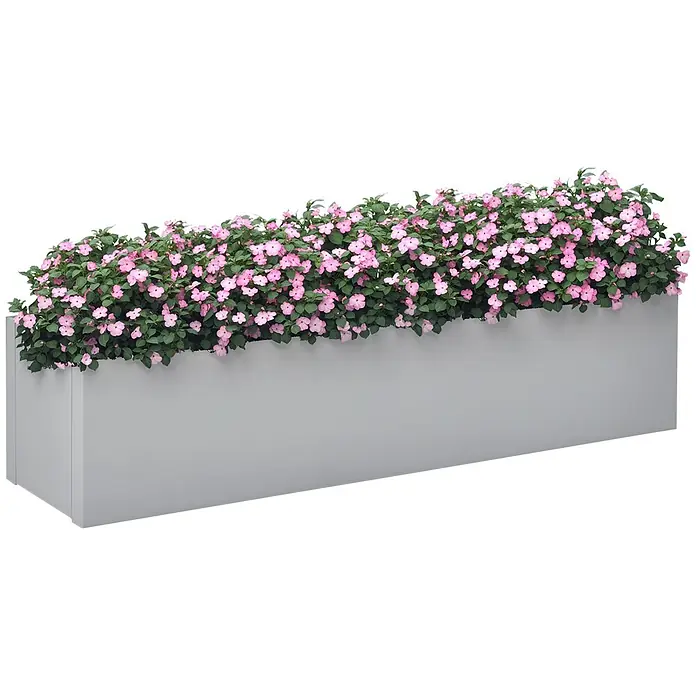 Outsunny Pflanzkübel eckig - Außenmaß (L x B x H): 91 x 22 x 22 cm, Stahl, Grau - Langes, graues, rechteckiges Pflanzgefäß, gefüllt mit üppigen rosa Blumen.