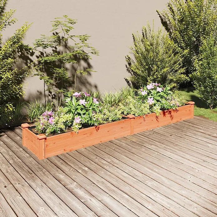 Furnicato Hochbeet - 240 x 45 x 25 cm, Holz, Braun - Zwei lange Pflanzkästen aus Holz, gefüllt mit Blumen und Pflanzen, auf einer Terrasse.
