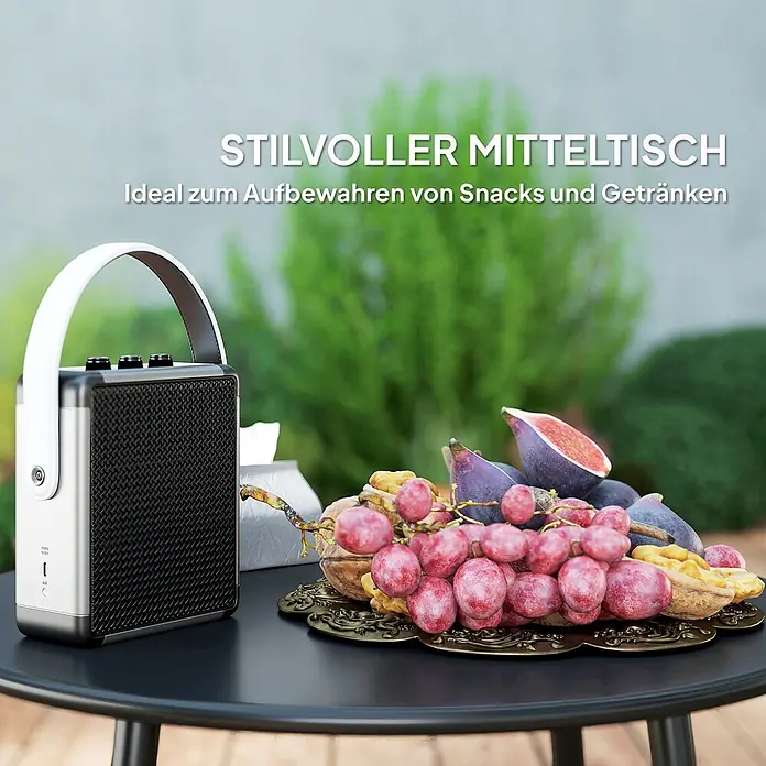 Outsunny Gartenstuhl-Set Polyrattan Lounge-Set -  - Silberner und schwarzer tragbarer Kühler mit weißem Griff, auf einem Tisch im Freien mit Obst, ideal für Snacks und Getränke.