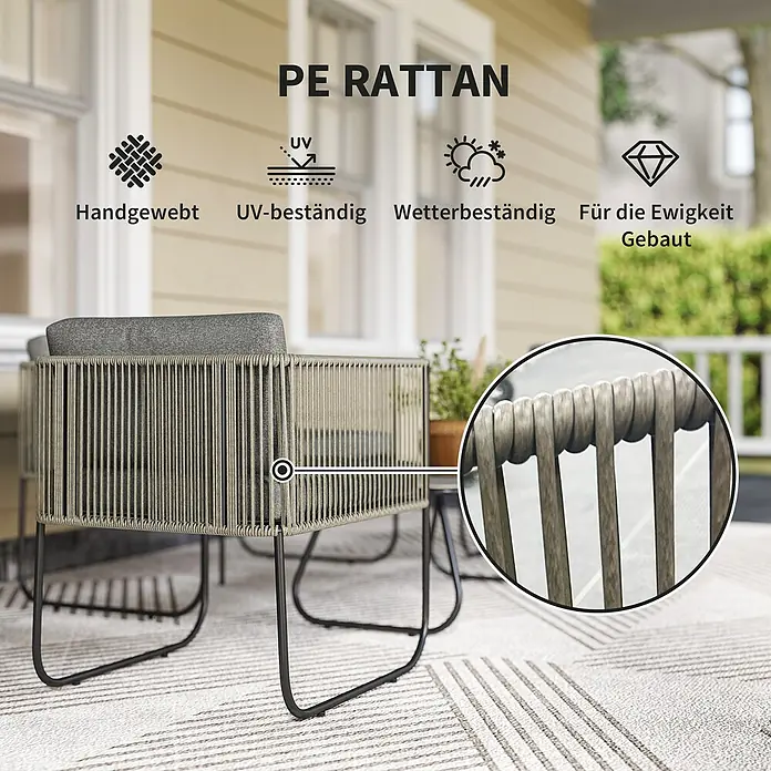 Outsunny Gartenstuhl-Set Lounge-Set mit Sofa - 4 Stk., PE-Rattan, Stahl, gehärtetes Glas, Polyester, Schaumstoff, Grau - Grauer gepolsterter Outdoor-Sessel aus hellbraunem PE-Rattan mit schwarzen Metallbeinen auf einem Terrassenteppich.