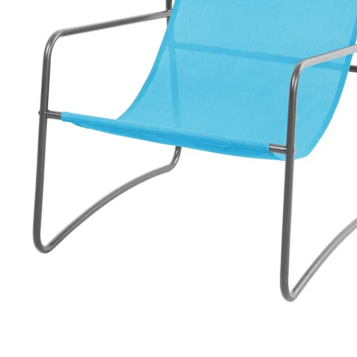 SVITA Gartenstuhl-Set SVEIO - 2 Stk., 50 % Polyester, 50 % Stahl, Blau, B x T x H: 65 x 80 x 81 cm - Nahaufnahme eines Stuhls mit grauem Metallrahmen und blauem Netzgewebe.