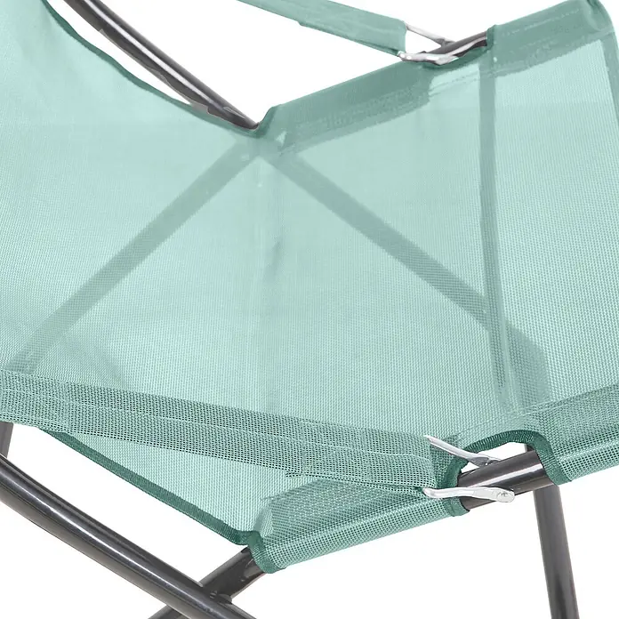 SVITA Garten-Liegestuhl TOMRA mit Hocker - 1 Stk., Pulverbeschichteter Stahl, Kunststoffgewebe, Klappbar, Blau, B x T x H: 61 x 77 x 93 cm - Hellgrüner Klappstuhl aus Netzstoff mit dunklem Metallgestell, zeigt Stoffbefestigung.