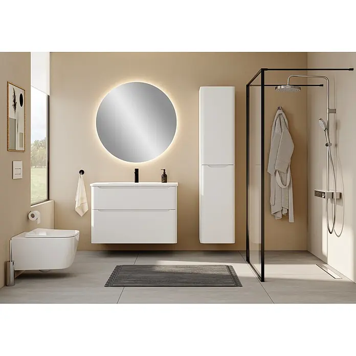 VitrA Integra Round Badmöbel-Set - Gesamtbreite Badmöbel: 100 cm, Weiß, Matt - Modernes Badezimmer mit weißen Möbeln: Waschtisch, Hochschrank, WC, beleuchtetem Spiegel und Glasdusche.