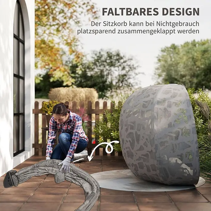 Outsunny Hängesessel - Sand - Person faltet einen grauen, gemusterten, netzartigen faltbaren Sitzkorb zur platzsparenden Aufbewahrung im Garten.