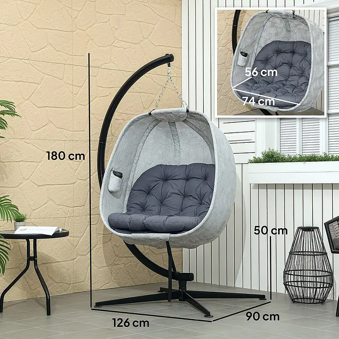 Outsunny Hängesessel - L x B x H: 126 x 90 x 180 cm, Grau - Grauer Hängesessel mit dunklen Kissen und schwarzem Gestell auf einer Terrasse. Hauptmaße: 180cm Höhe, 126cm Breite, 90cm Tiefe.