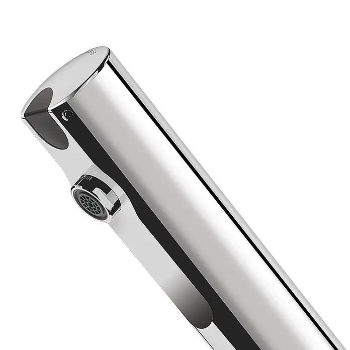 Delabie Spültischarmatur Delabie - Chrom - Eleganter, verchromter Sensor-Wasserhahn mit zylindrischem Körper.