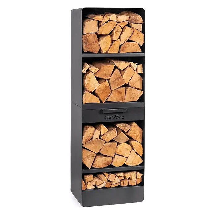 Bene on Fire Kaminholzregal Oregon - 30 x 30 x 120 cm, Stahl, schwarz - Schwarzes Metall-Brennholzregal mit mehreren Fächern und einer Schublade, gefüllt mit gespaltenem Holz. Mit 'Cook King' Branding.