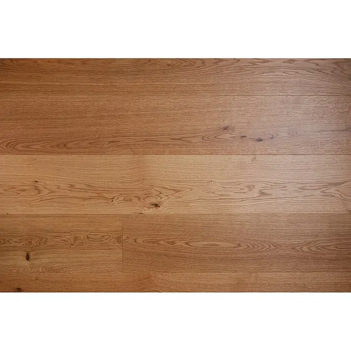 Parkett - Eiche Trondheim, 1.900 x 240 x 14 mm - Helle Eichenholzbretter mit natürlicher Maserung und dezenten Ästen.