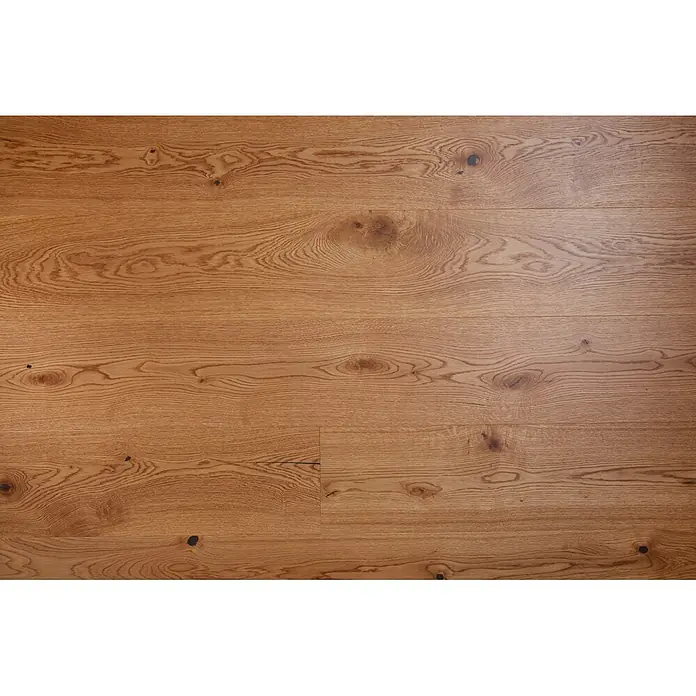 Parkett - Eiche Billund, 1.900 x 240 x 14 mm - Hellebraune Holzfußbodenbretter mit sichtbarer Maserung und Ästen.