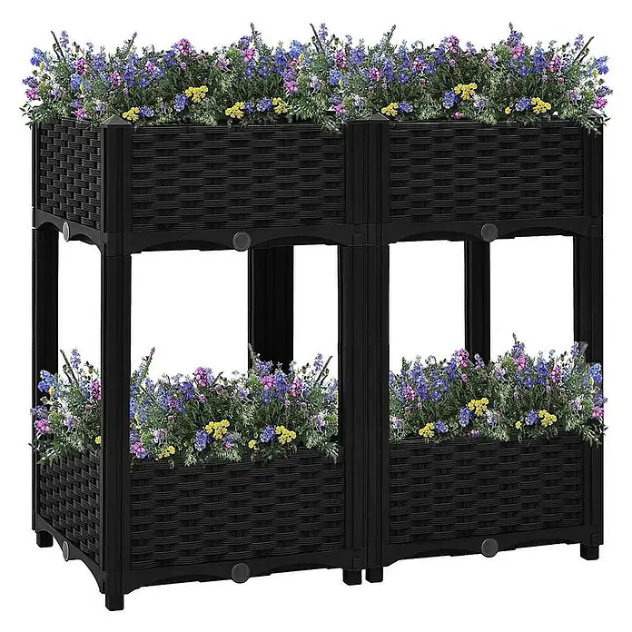 Furnicato Hochbeet - 80 x 40 x 71 cm, Kunststoff, Schwarz - Zwei schwarze, gestufte Kunststoffpflanzgefäße in Flechtoptik, gefüllt mit bunten Blumen.