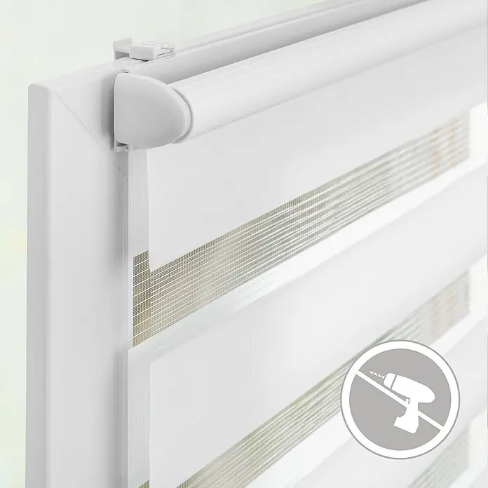 Lichtblick Doppelrollo -  - Weißes Doppelrollo mit transparenten und blickdichten Streifen, am Fensterrahmen montiert, mit „kein Bohren“ Symbol.