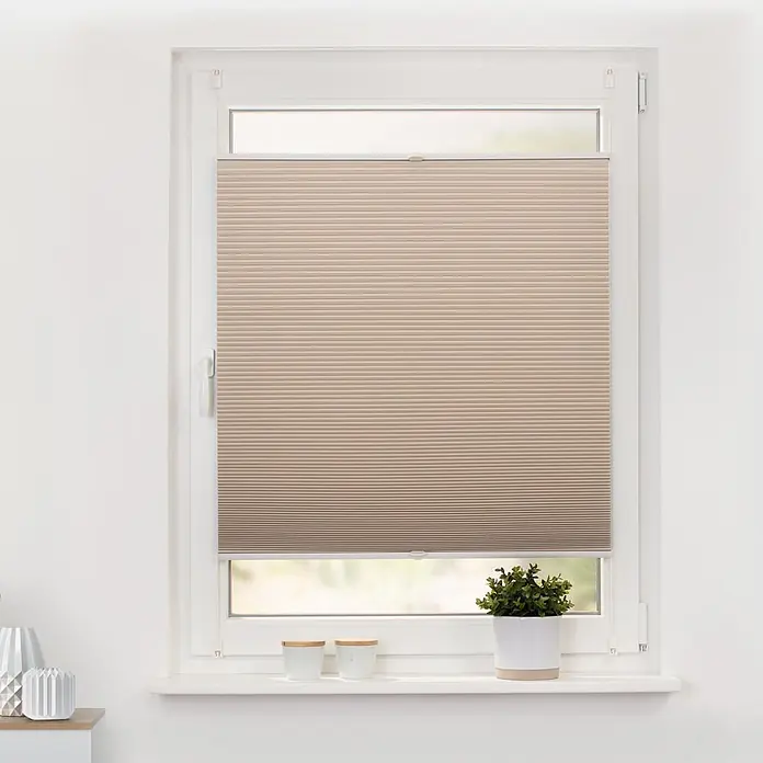 Lichtblick Wabenplissee - Creme, Hitzeschutz - Hellbeiges Plissee im Fenster, von oben und unten verstellbar für flexiblen Sicht- und Lichtschutz.