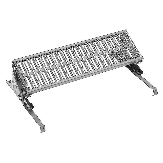Munk Dachleiter Standrost 800x250 stahl verzinkt -  - Graue, perforierte Metall-Trittstufe mit Halterungen.