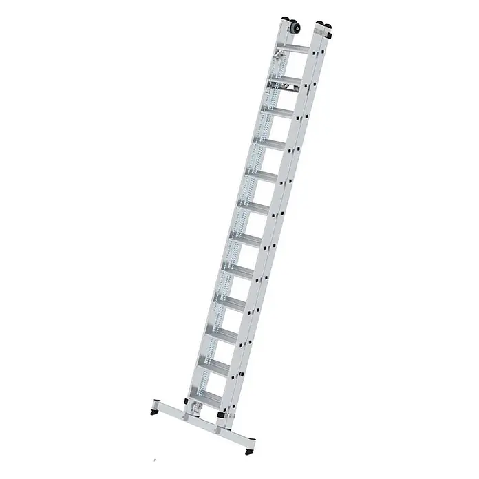 Munk Seilzugleiter Stufen- Seilzugleiter mit Nivello-Traverse 2x12 Stufen - Anzahl Tritte: 12 Stk., Arbeitshöhe: 7.000 m, Aluminium - Silberne Aluminium-Ausziehleiter mit breitem Standfuß und Rollen oben.