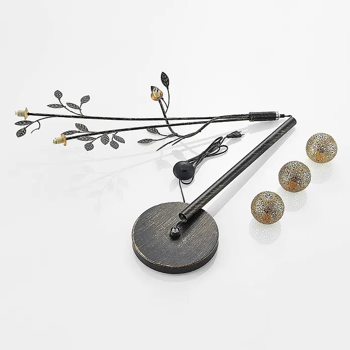 Lucande Stehleuchte Evory - schwarz, messing / gold, G9 - Zerlegte Stehleuchte mit antikem Bronzefinish, rundem Fuß, Stiel, verzweigten Fassungen, Netzkabel und drei kugelförmigen Gitterschirmen.