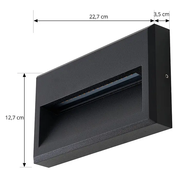 Lucande Außenwandleuchte Weno - 3,5 x 22,7 x 12,7 cm, schwarz, IP65 - Schwarze rechteckige LED-Außenwandleuchte mit angezeigten Maßen.