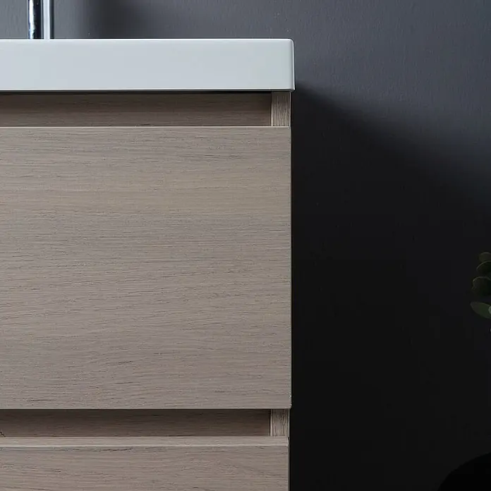 Kiamami Valentina Badmöbel-Set - Beige - Heller Holzwaschtischunterschrank mit weißer Arbeitsplatte. Mit zwei Schubladen und sichtbarer Holzmaserung.