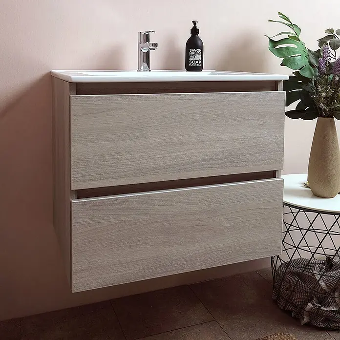 Kiamami Valentina Badmöbel-Set - Helles Holz - Wandmontierter Waschtischunterschrank in heller Holzoptik mit weißem Waschbecken und zwei geräumigen Schubladen.