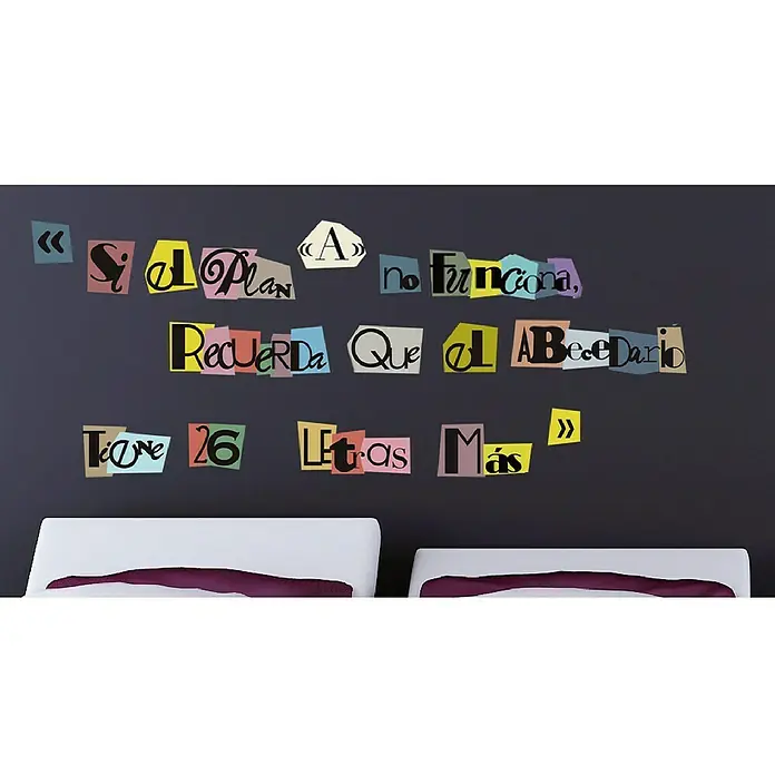Vinilo de pared El Plan - 68 x 48 cm, Gris viejo, Plástico - Vinilo decorativo de pared con la cita "Si el plan A no funciona, recuerda que el alfabeto tiene 26 letras más".
