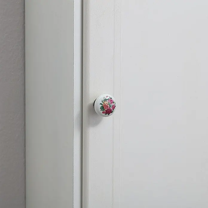 Kiamami Valentina Badmöbel-Set - Weiß - Runder weißer Keramikschrankknopf mit buntem Rosenmuster.