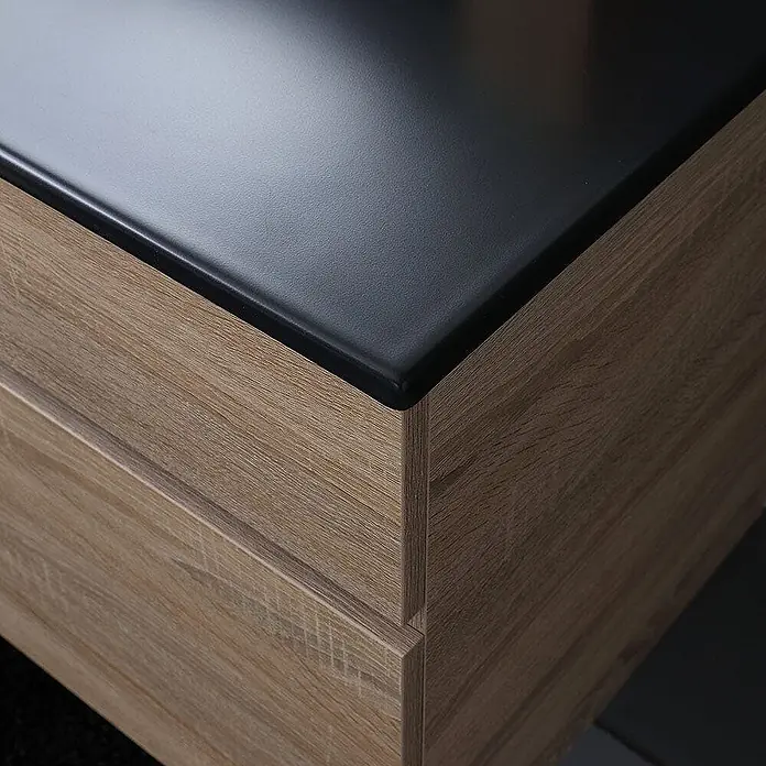 Kiamami Valentina Badmöbel-Set - Helles Holz - Heller Holzschrank mit kontrastierender mattschwarzer Oberfläche.