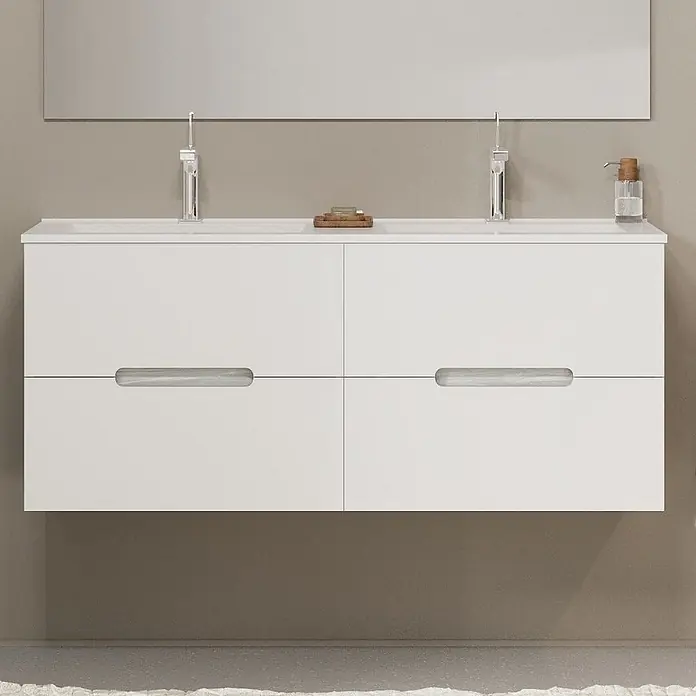 Kiamami Valentina Badmöbel-Set - Weiß - Weißer schwebender Badezimmerschrank mit zwei Waschbecken, Armaturen und vier Schubladen mit integrierten Griffen.