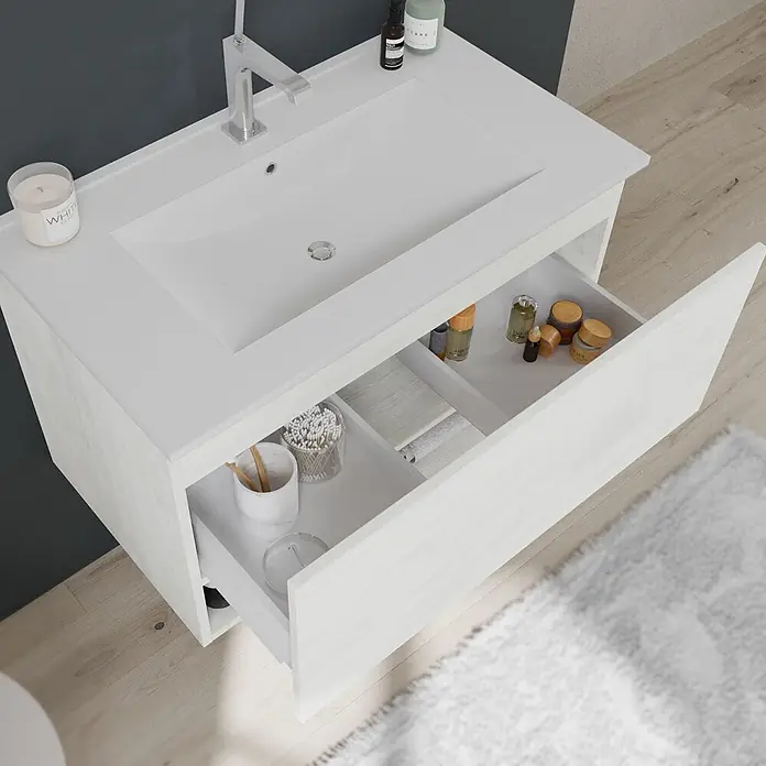 Kiamami Valentina Badmöbel-Set - Weiß - Weißer moderner Badschrank mit integriertem Waschbecken und offener Aufbewahrungsschublade, helles Holzdekor.