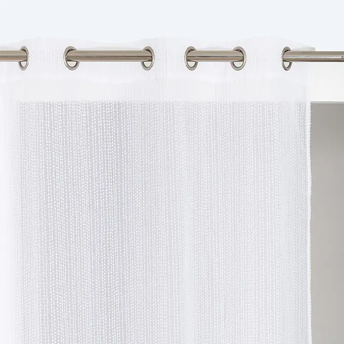 Visillo para ventana Trevi - An x Al: 140 x 240 cm, 100% poliéster, Blanco - Cortina blanca translúcida con textura sutil, con ojales metálicos cepillados en una barra.