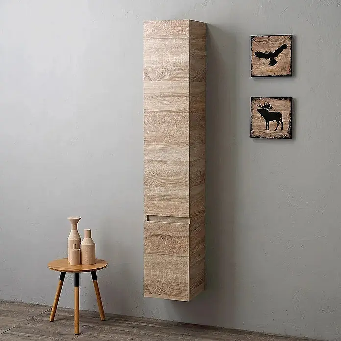 Kiamami Valentina Badmöbel-Set - Braun - Hoher Wandschrank mit heller Holzmaserung, zur Wandmontage.