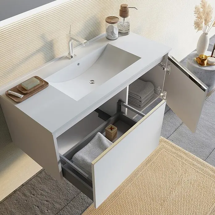 Kiamami Valentina Badmöbel-Set - Weiß - Weißer Badschrank mit integriertem Waschbecken, offener Schublade und Schranktür mit Stauraum.