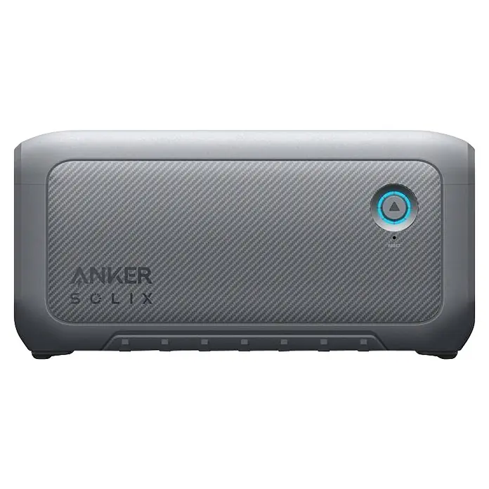Anker Solix Powerstation SOLIX BP2000 Erweiterungsakku - 2.048 Wh - Graue Anker Solix Powerstation mit Carbonfaser-Frontplatte und beleuchtetem runden Einschaltknopf.