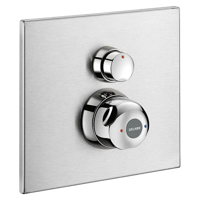 Delabie SECURITHERM DU-Therm Selbstschluss-Duscharmatur Unterputz 30 Sek Set 2/2 -  - Gebürsteter Edelstahl-Thermostat-Duschmischer mit zwei Chrom-Bedienknöpfen, einer mit DELABIE-Markenzeichen.