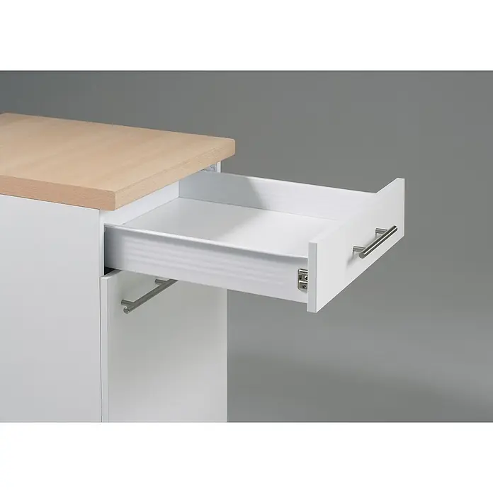 Optifit Küchenleerblock Bengt932 - Breite: 210 cm, Weiß, Ohne Elektrogeräte - Weißer Schrank mit heller Holzplatte und offener weißer Schublade mit silbernem Griff.