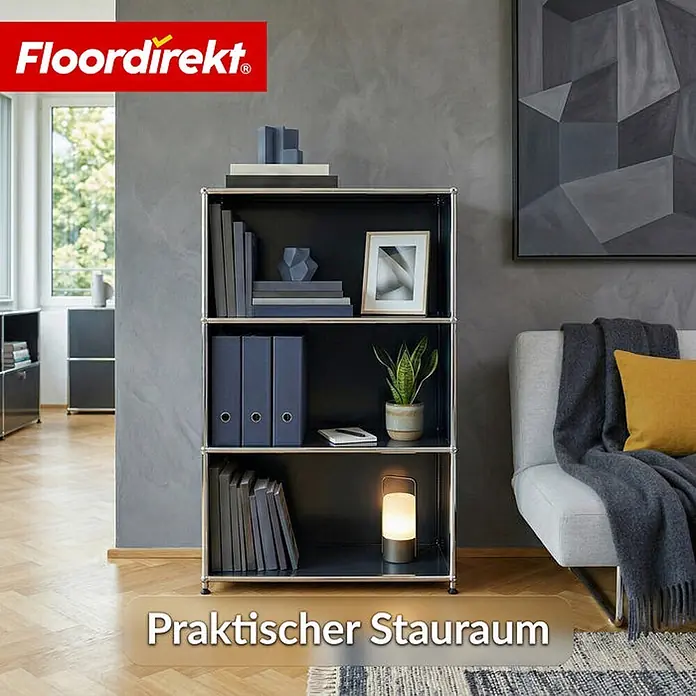 Floordirekt Metallregal Concept Epure MK-101 Schwarz - H x B x T: 120 x 75 x 40 cm, Anzahl Böden: 4 Stk., Schrauben, Schwarz - Hohes, dunkelgraues Modulregal mit Chromrahmen, gefüllt mit Büchern und Deko, bietet praktischen Stauraum in einem modernen Raum.