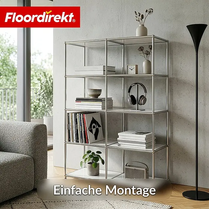 Floordirekt Metallregal Concept Epure MK-015 Weiß - Anzahl Böden: 5 Stk., Schrauben, Weiß - Silberfarbenes, modulares Regal mit weißen Ablagen, präsentiert in einem modernen Wohnzimmer zur Aufbewahrung und Dekoration.