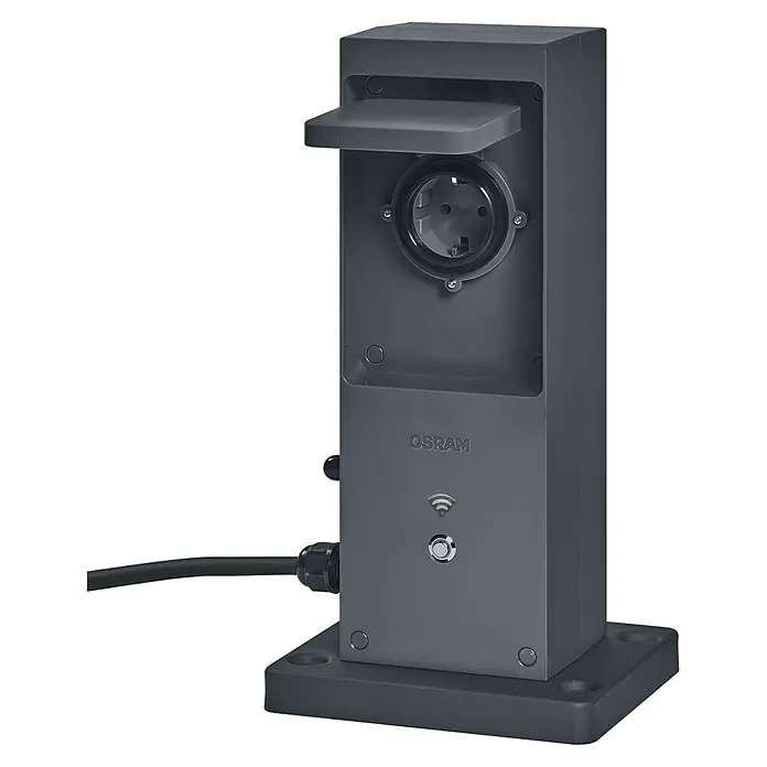 Ledvance Smart+ WiFi Energiesäule mit integriertem WLAN-Repeater und zwei smarten Steckdosen - Anthrazit - Dunkelgraue OSRAM Außenstromsäule mit abgedeckter Steckdose und Wi-Fi-Taste.