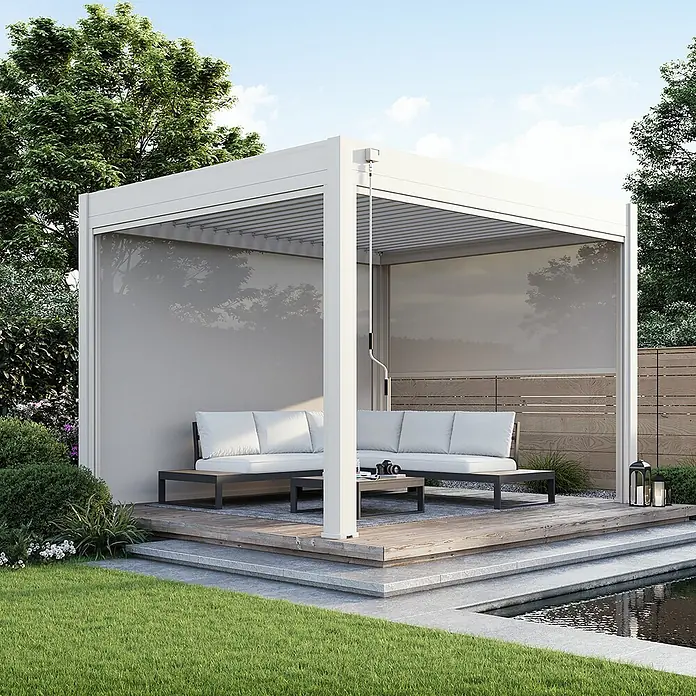 Weide Pergola Sonnenrollo Seitenwand für Weide Pergola einstellbar Sand 2,65 Meter - B x T: 234 x 6 cm, Metall - Moderne weiße Pergola mit Lamellendach und ausziehbaren Seitenwänden, die einen schattigen Sitzbereich im Freien schafft.