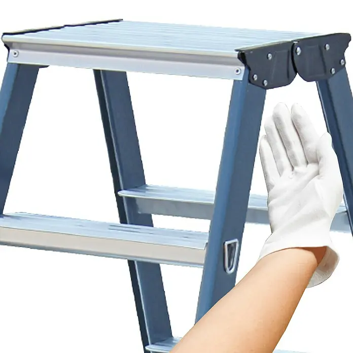 Krause Monto Doppelleiter SePro D - Anzahl Tritte: 6 Stk., Arbeitshöhe: 2,2 m, Aluminium - Aluleiter mit drei Stufen und rutschfester Oberfläche. Ideal für Haushalt und Büro, bietet sicheren Stand und leichte Handhabung.