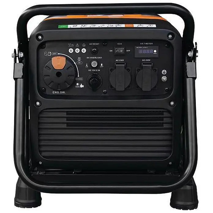 Stürmer Maschinen Stromerzeuger PG-I 41 SE - Nennleistung: 3,6 kW, Tankvolumen: 12,5 l, Verbrauch: 2,5 l/h - Schwarz-oranges tragbares Stromaggregat mit Bedienfeld, Steckdosen und Digitalanzeige.