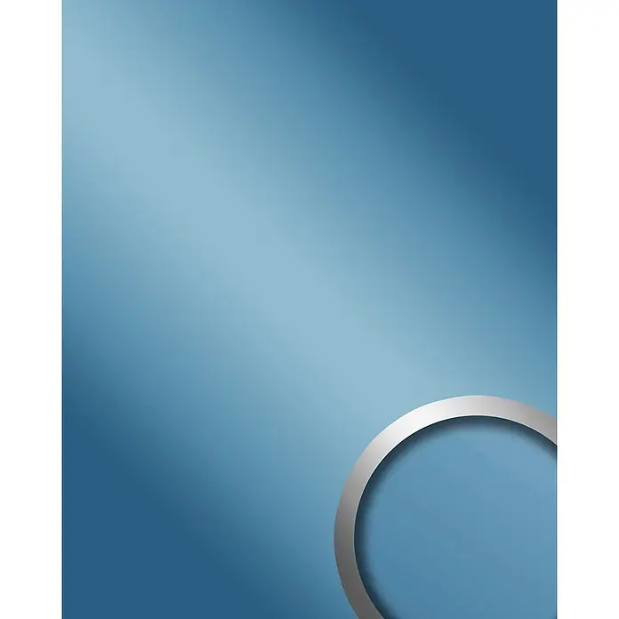 Wallface Wandpaneel 10210 DECO ICEBLUE Wandpaneel Spiegel Design Glanz-Optik blau 2,60 qm - 2.600 x 1.000 mm - Ein glänzender silberner Metallring, teilweise sichtbar unten rechts auf blauem Farbverlaufshintergrund.