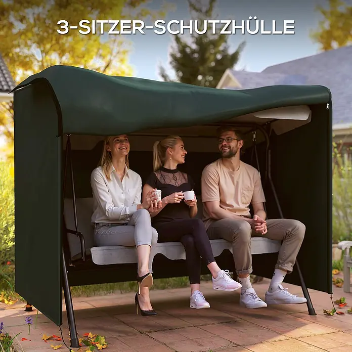 Outsunny Hollywoodschaukel-Schutzhülle - Oxfordstoff 600D, Grün - Dunkelgrüne 3-Sitzer Schaukelstuhl-Schutzhülle, in Gebrauch mit drei Personen, die bequem darin sitzen.