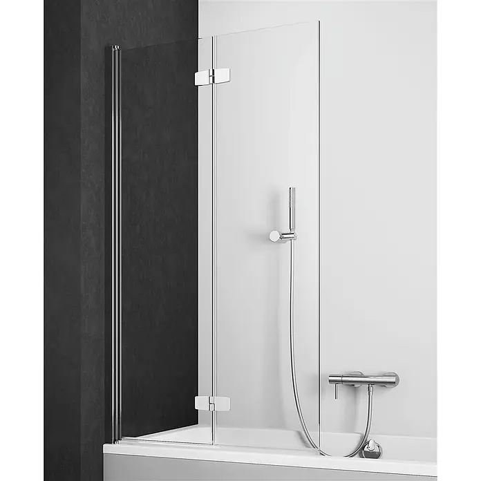 Puk Badewannenaufsatz Puk Blies Badewannenaufsatz Links 1195-1205 - 1 Stk. - Klare Glas-Badewannen-Duschwand mit Chromscharnieren und Wandprofil, auf einer weißen Badewanne montiert.
