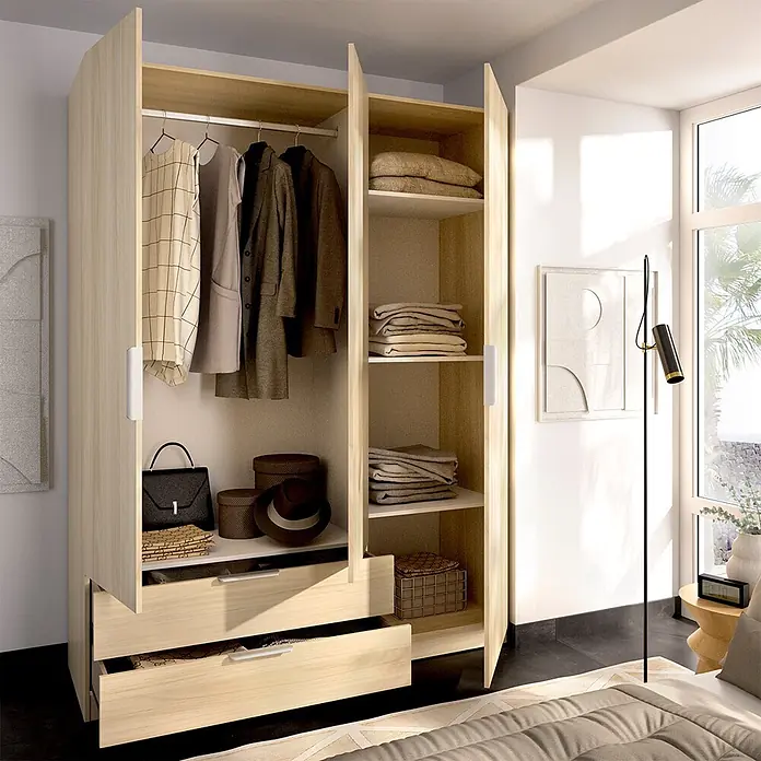 Dekit Armario para ropa Emax - L x An x Al: 51,4 x 136,6 x 203,5 cm, Roble claro, Número de cajones: 2 ud. - Armario de madera clara con puertas y cajones abiertos, mostrando ropa y almacenamiento en un dormitorio.