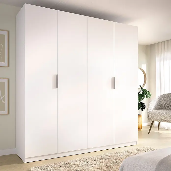 Dekit Armario para ropa Emax - L x An x Al: 51,4 x 182,1 x 203,5 cm, Blanco, Número de puertas: 4 ud. - Armario blanco de cuatro puertas con tiradores minimalistas, integrado en un dormitorio.