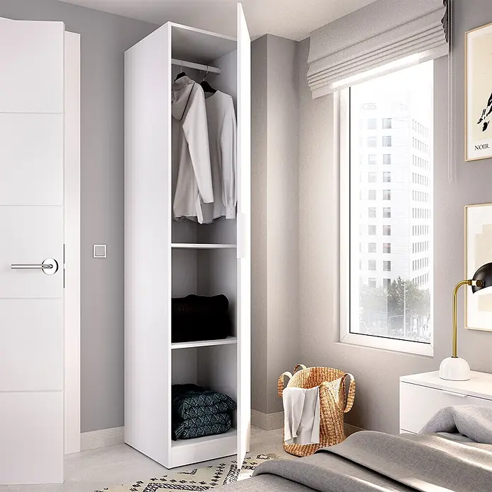 Dekit Armario para ropa Emax - L x An x Al: 51,4 x 45,5 x 203,5 cm, Blanco - Armario blanco alto y estrecho con puerta abierta para guardar ropa en un dormitorio.